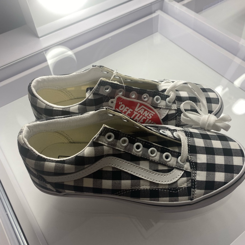 black and white checkered vans